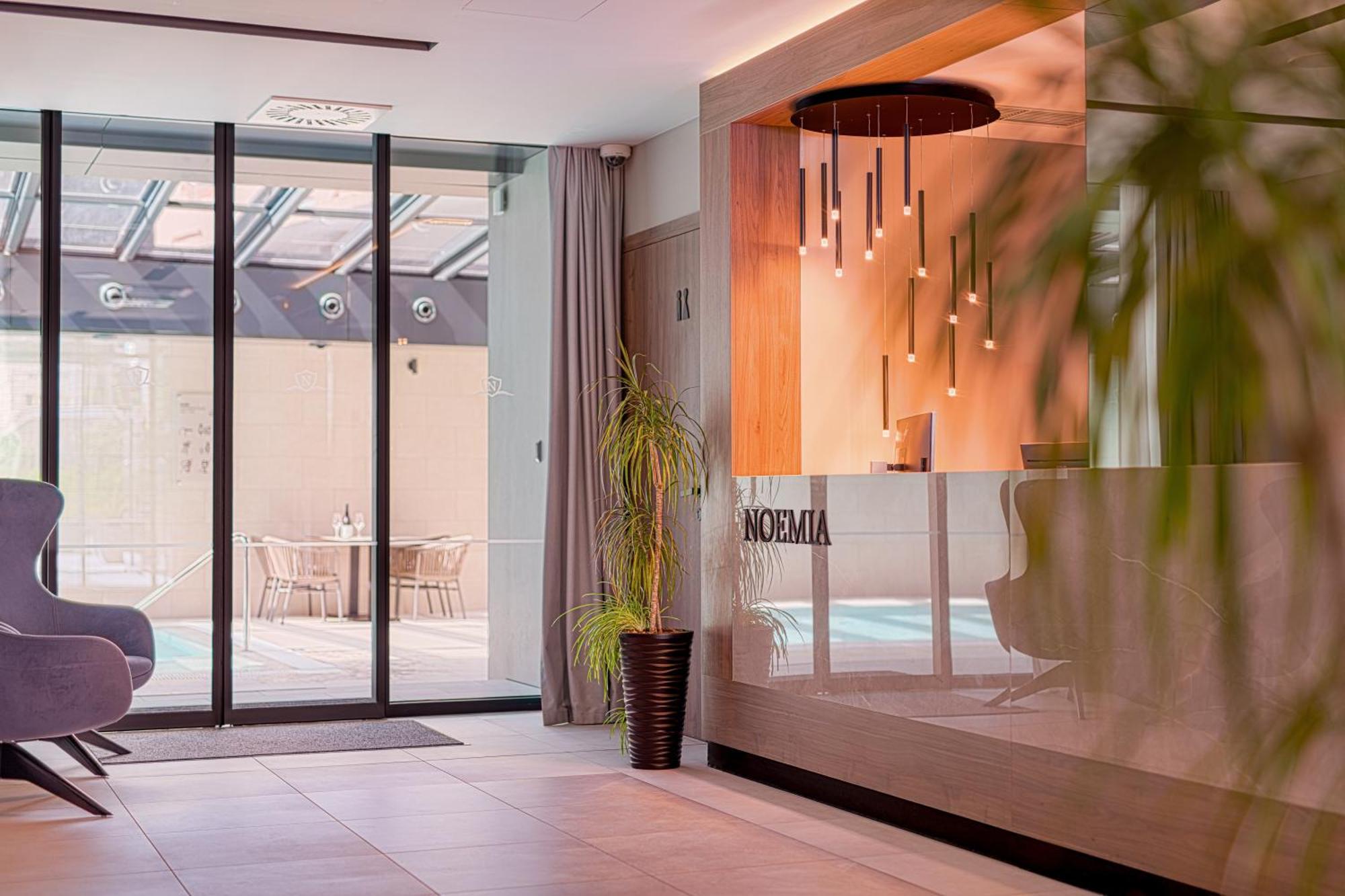 Boutique Hotel Noemia (Adults Only) Baska Voda Exterior photo